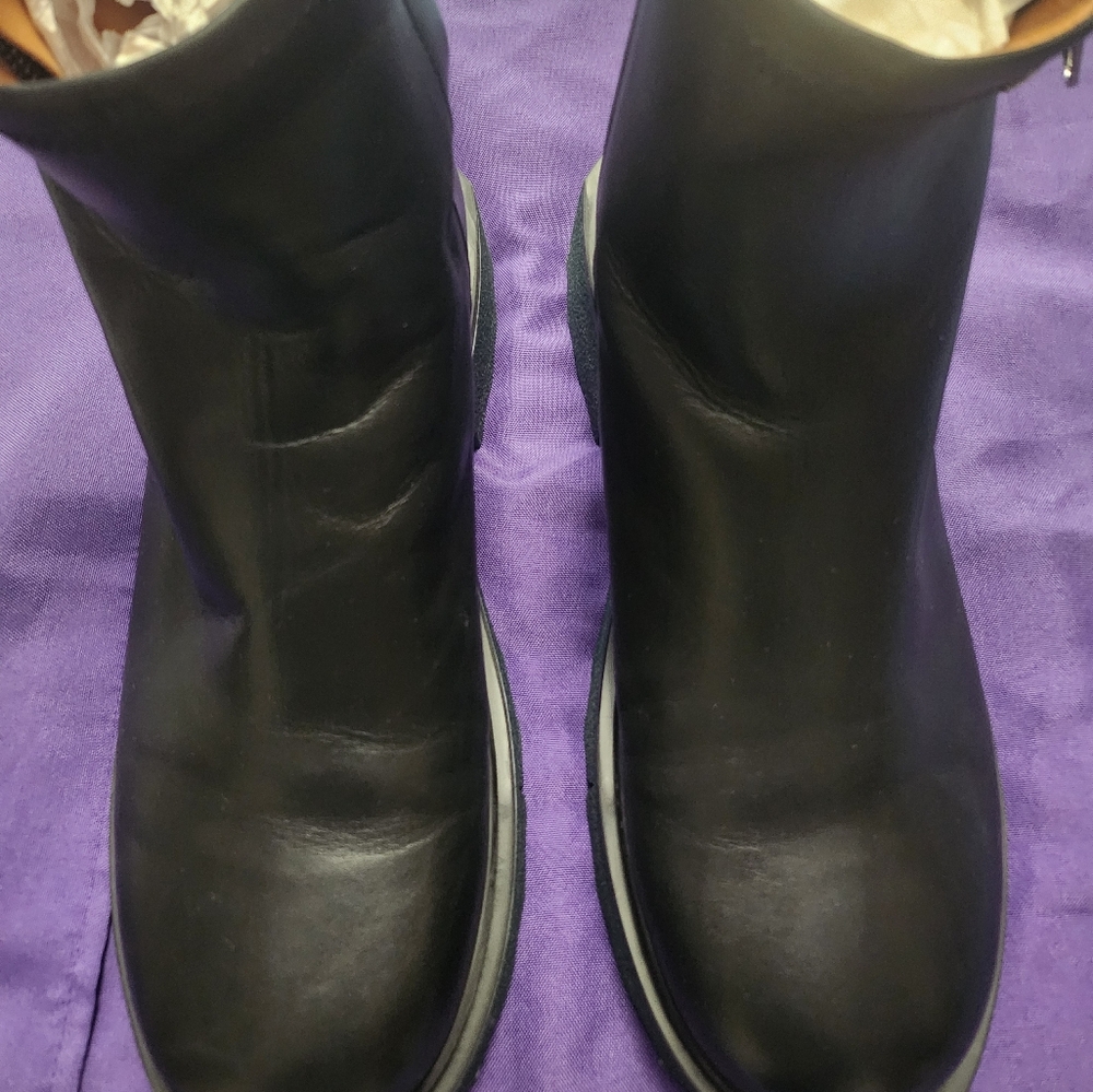Off-White zip boots sponge sole by virgil abloh